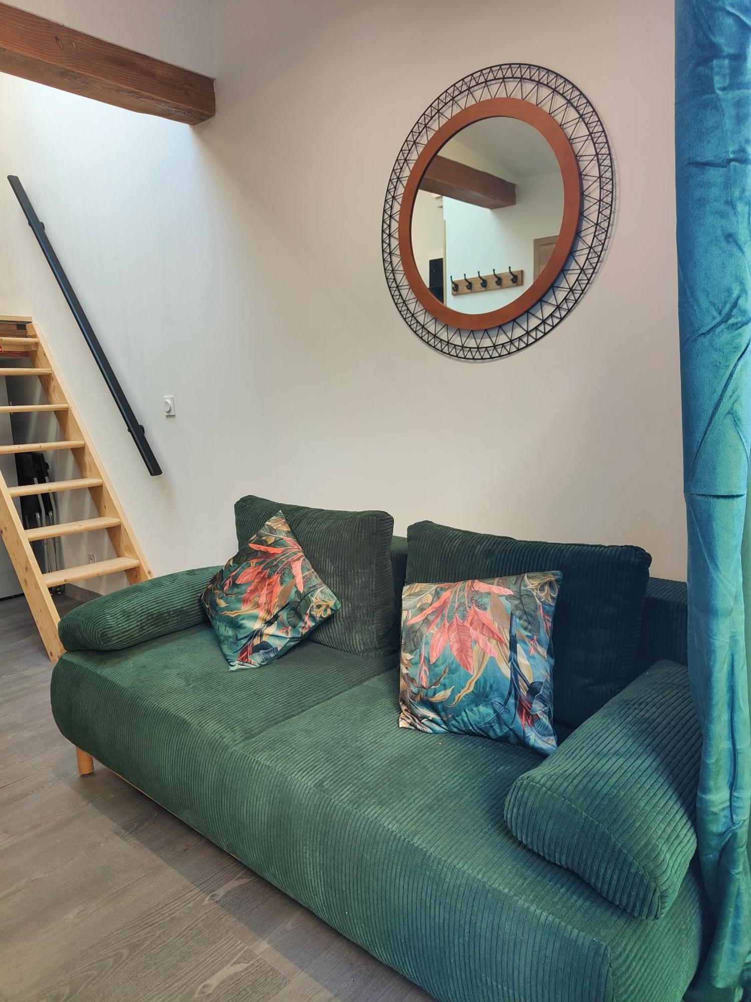 Willa Tiny House Avec Jardin Et Acces Piscine Chauffee Saint-Médard-en-Jalles Zewnętrze zdjęcie